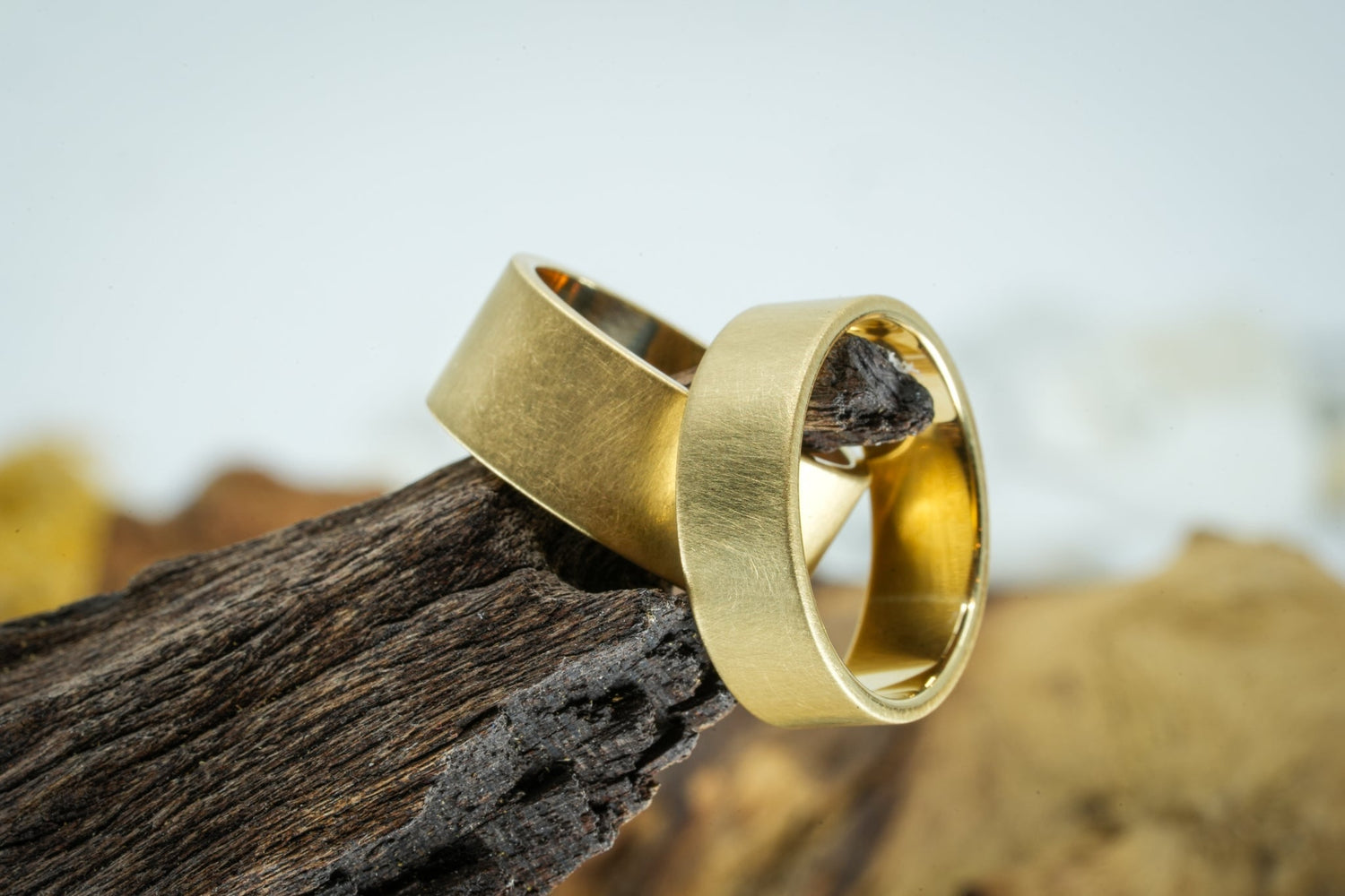 "Kaler" Etched 14k Gold Rings Wood Display