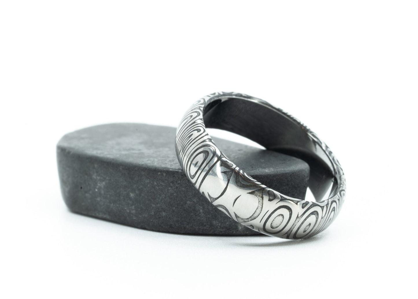 Custom "Wootz" Damascus Steel
