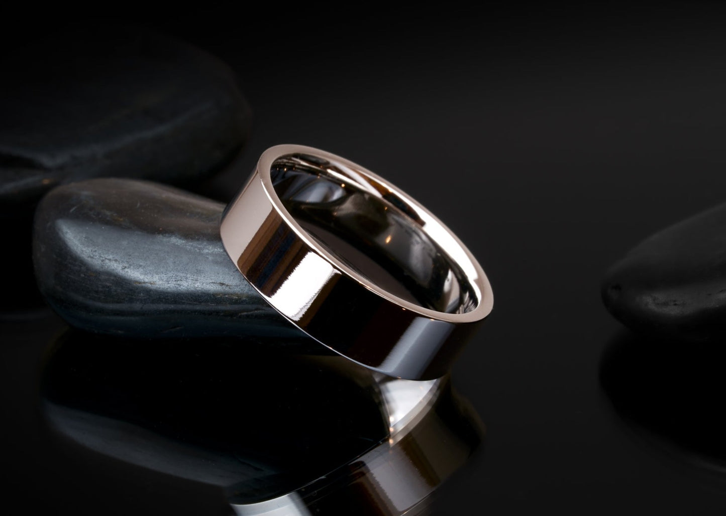 "Montevideo" Ring in White Gold or Platinum