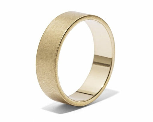 14k gold ring "Kaler" with etched finish