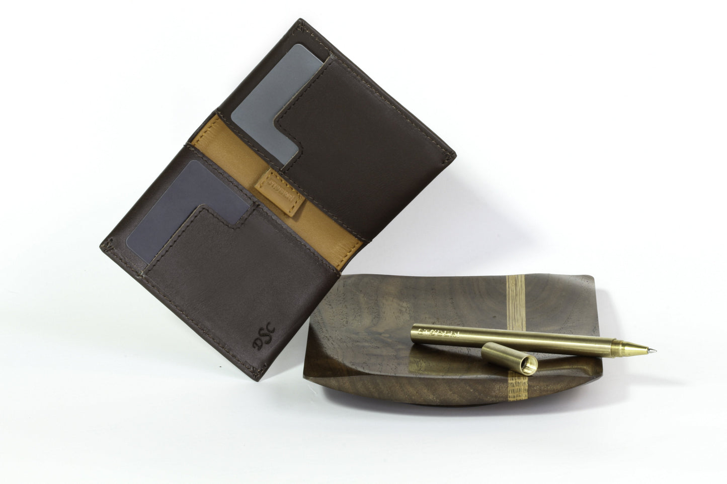 The Warren Wallet: Classic Groomsman Gifts 